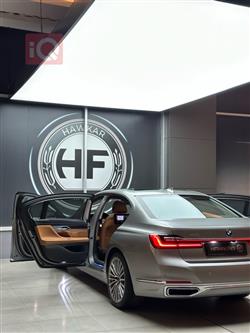 بی ئێم دەبڵیو سیریەس 7